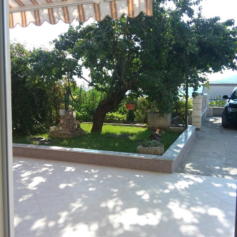 Appartamento Apartman Soda Traù Esterno foto